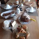 D'hotes Chez Mathilde 住宿加早餐酒店 乌皮苏