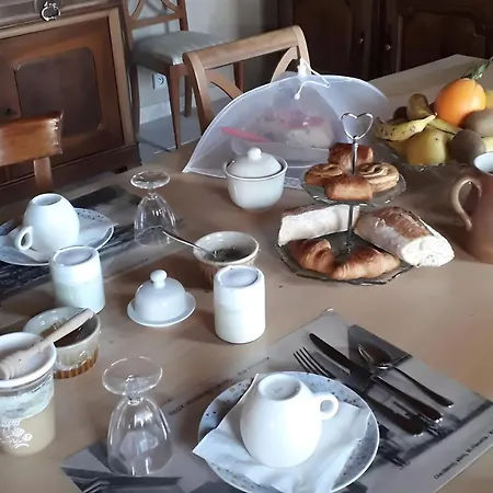D'hotes Chez Mathilde Eaux-Puiseaux